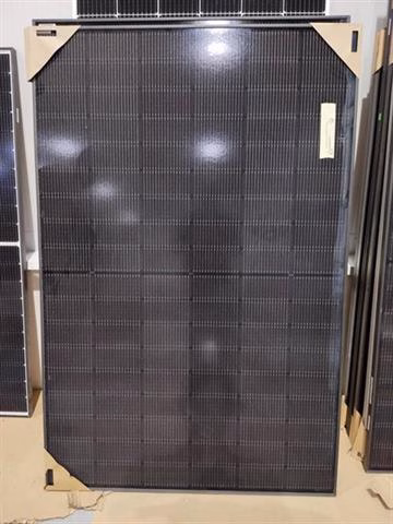 Modulu JINKO JKM425N-54HL4-B Bila Ħażin Iswed / OUTLET